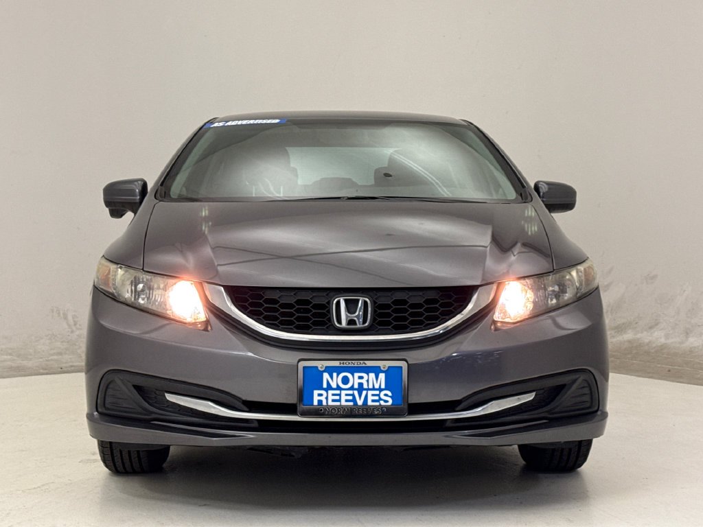 Used 2015 Alabaster Silver Metallic Honda SE image 3