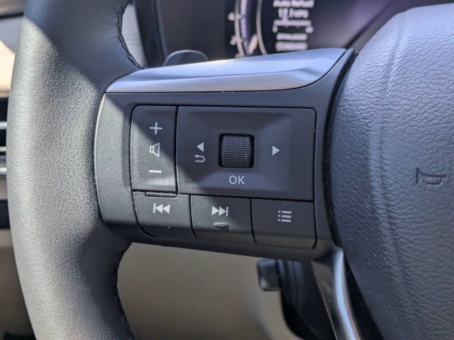Used 2024 Black INFINITI LUXE image 28