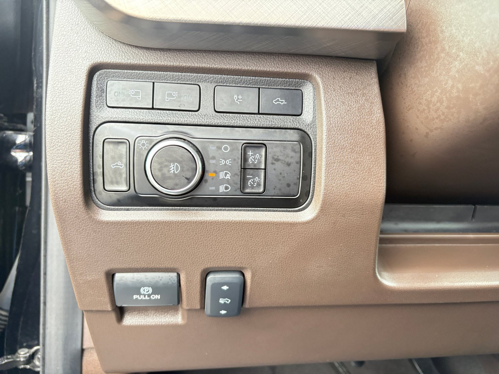 Used 2023 Brown Ford King Ranch image 19