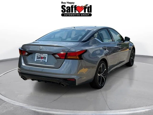 Used 2023 Gray Nissan 2.5 SR image 9