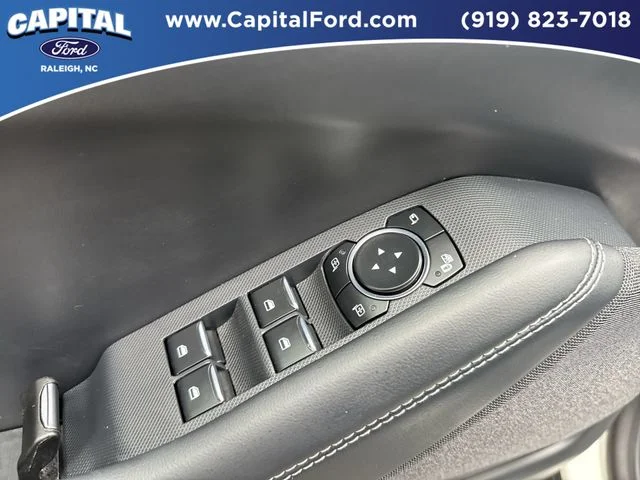 Used 2025 White Ford Premium image 21