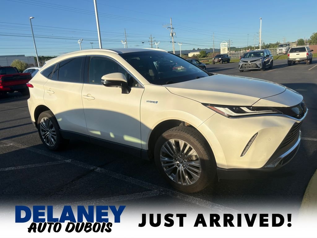 2021 Toyota Venza XLE Hybrid AWD's photo
