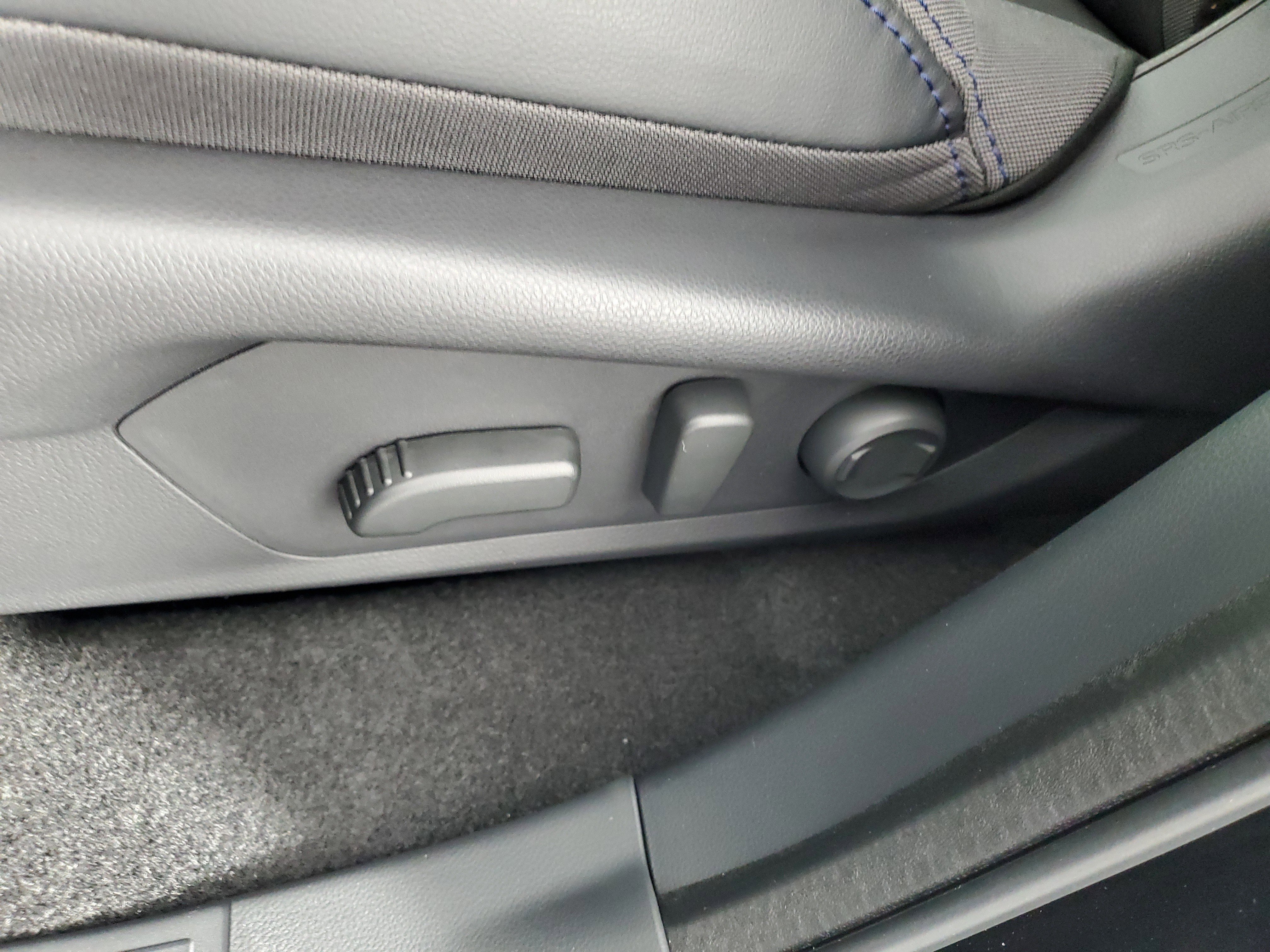 2026 Subaru Forester Premium - Photo 30