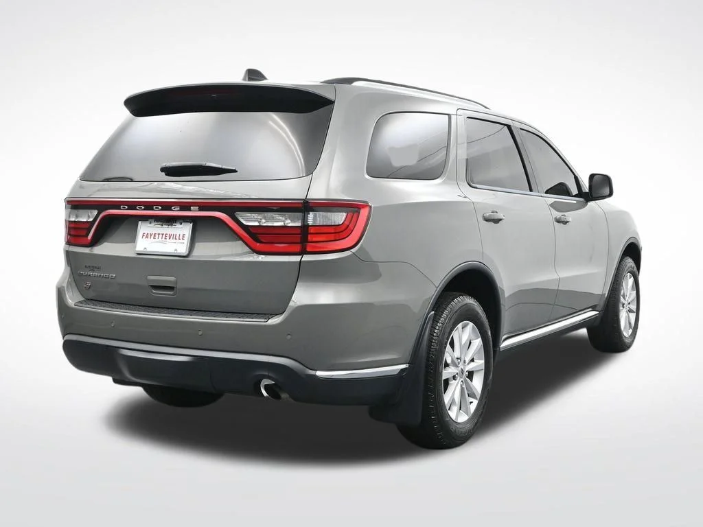 Used 2023 Gray Dodge SXT image 6