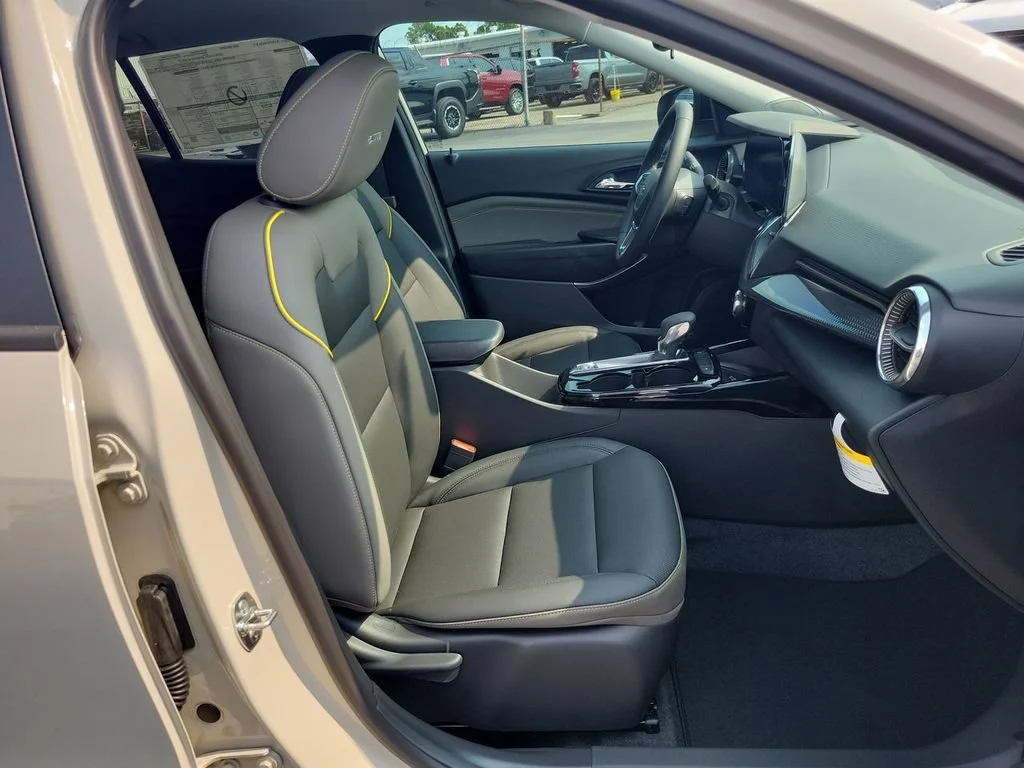 New 2026 White Sands Chevrolet ACTIV image 28