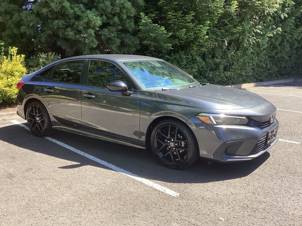 Used 2022  Honda Sport image 9