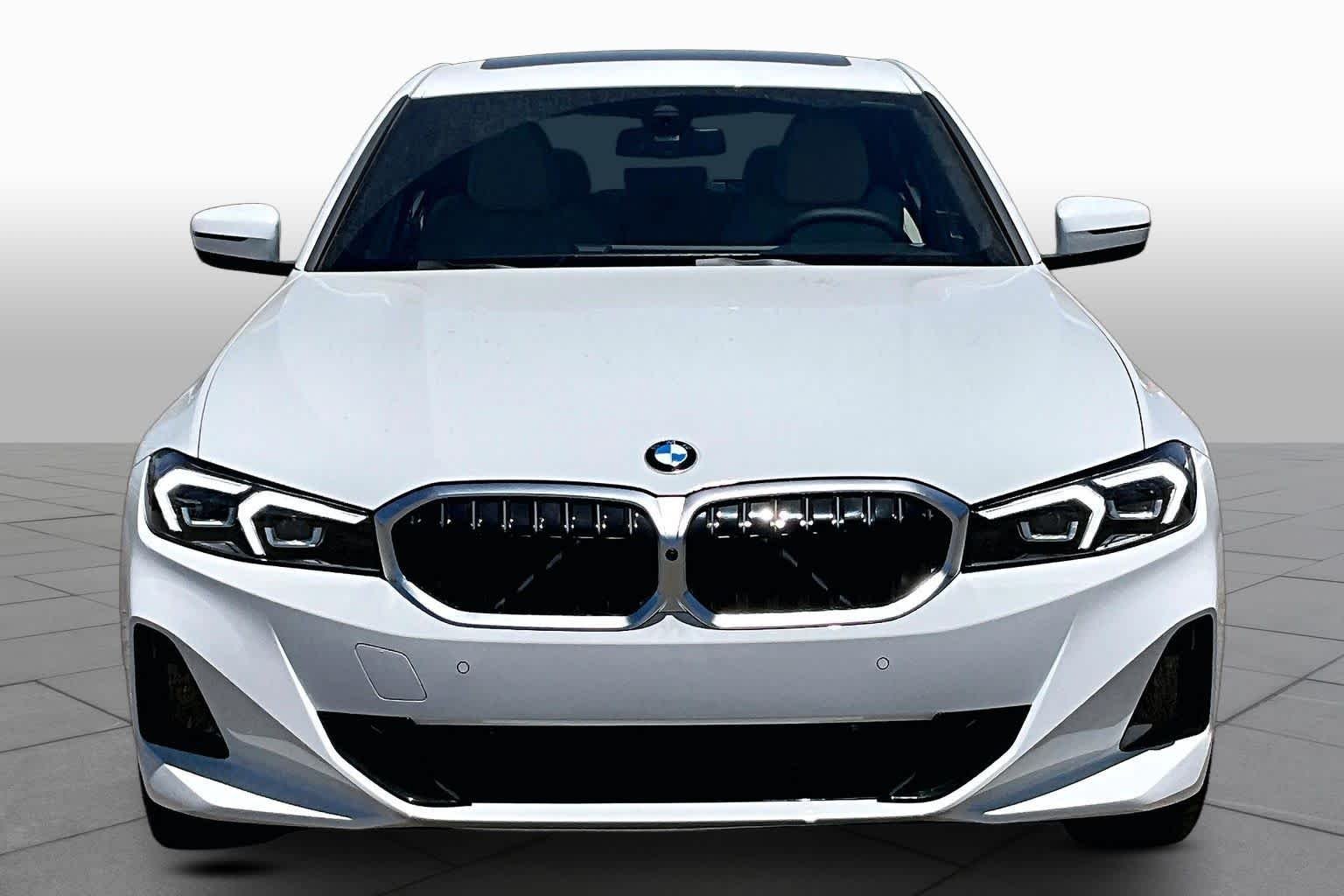 New 2026 Alpine White BMW 330i xDrive image 3