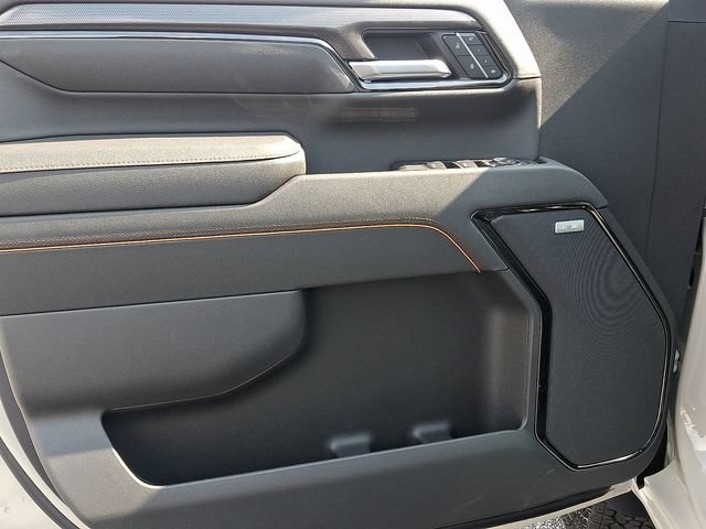 2026 GMC Sierra 2500HD AT4 - Photo 9
