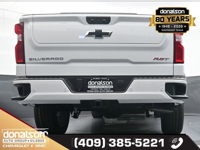 New 2026 Summit White Chevrolet RST image 17