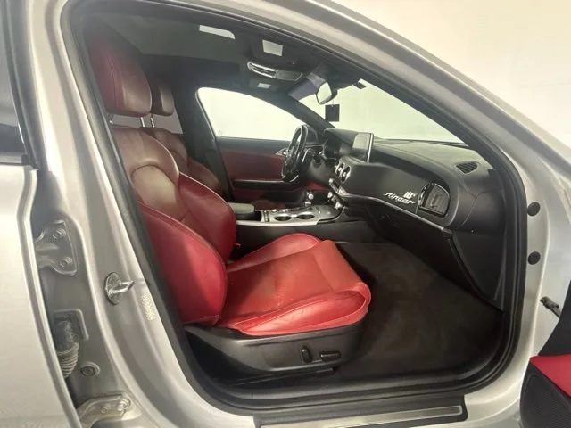 Used 2018 Silver Kia GT1 image 28