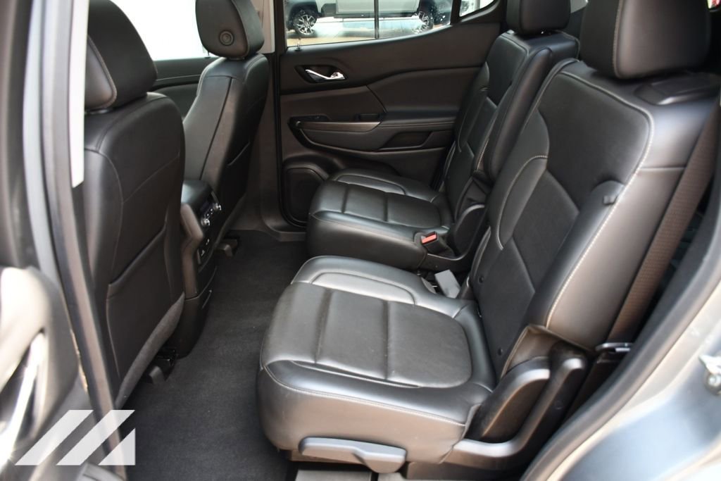 2023 GMC Acadia SLT - Photo 23