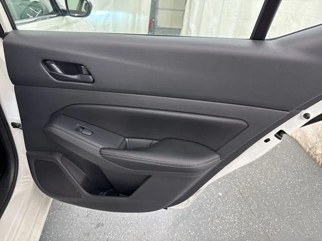 2025 Nissan Altima SV - Photo 10