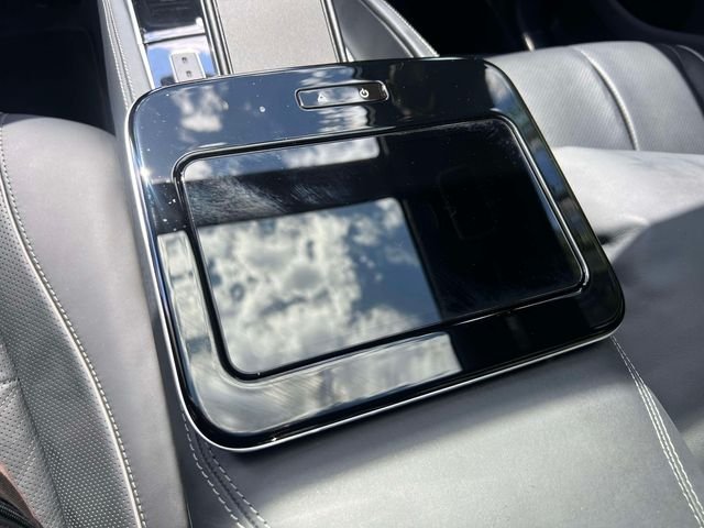 Certified Used 2023 White Mercedes-Benz Maybach GLS 600 image 15