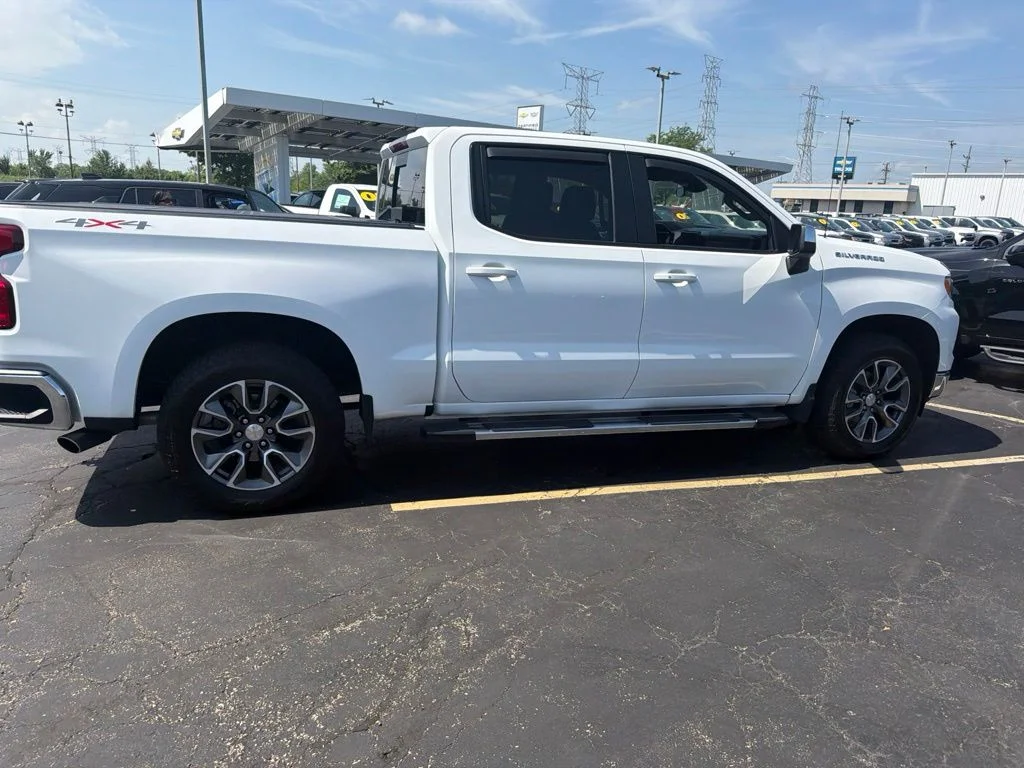Used 2024 White Chevrolet LT image 6