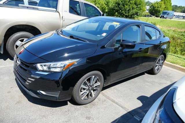 Used 2025 Black Nissan 1.6 SV image 9