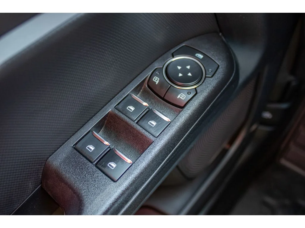 New 2026 CARBONIZED GRAY METALLIC Ford Outer Banks image 37