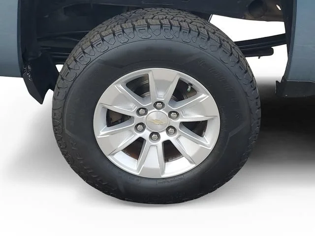 Used 2016 SLATE GREY METALLIC Chevrolet LT image 27