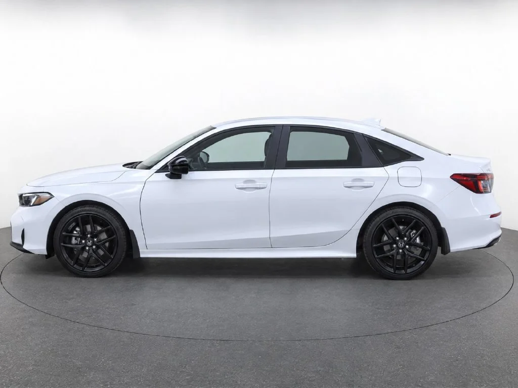 Used 2025 White Honda Sport image 7