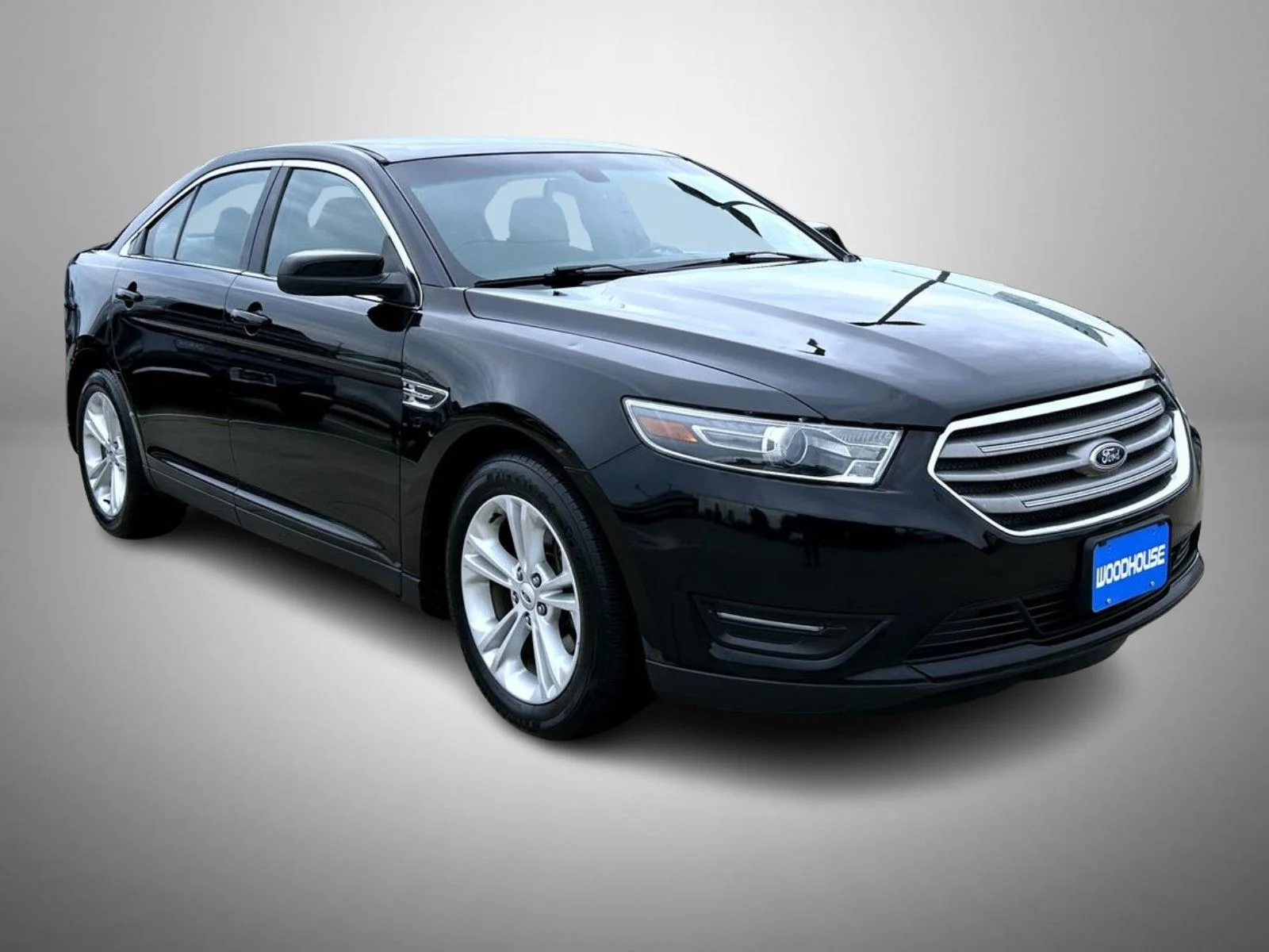 Used 2016 Black Ford SEL image 3