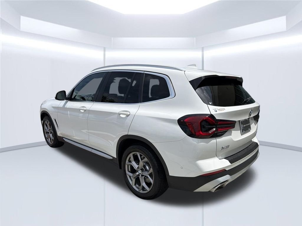 Used 2023 White BMW sDrive30i image 5