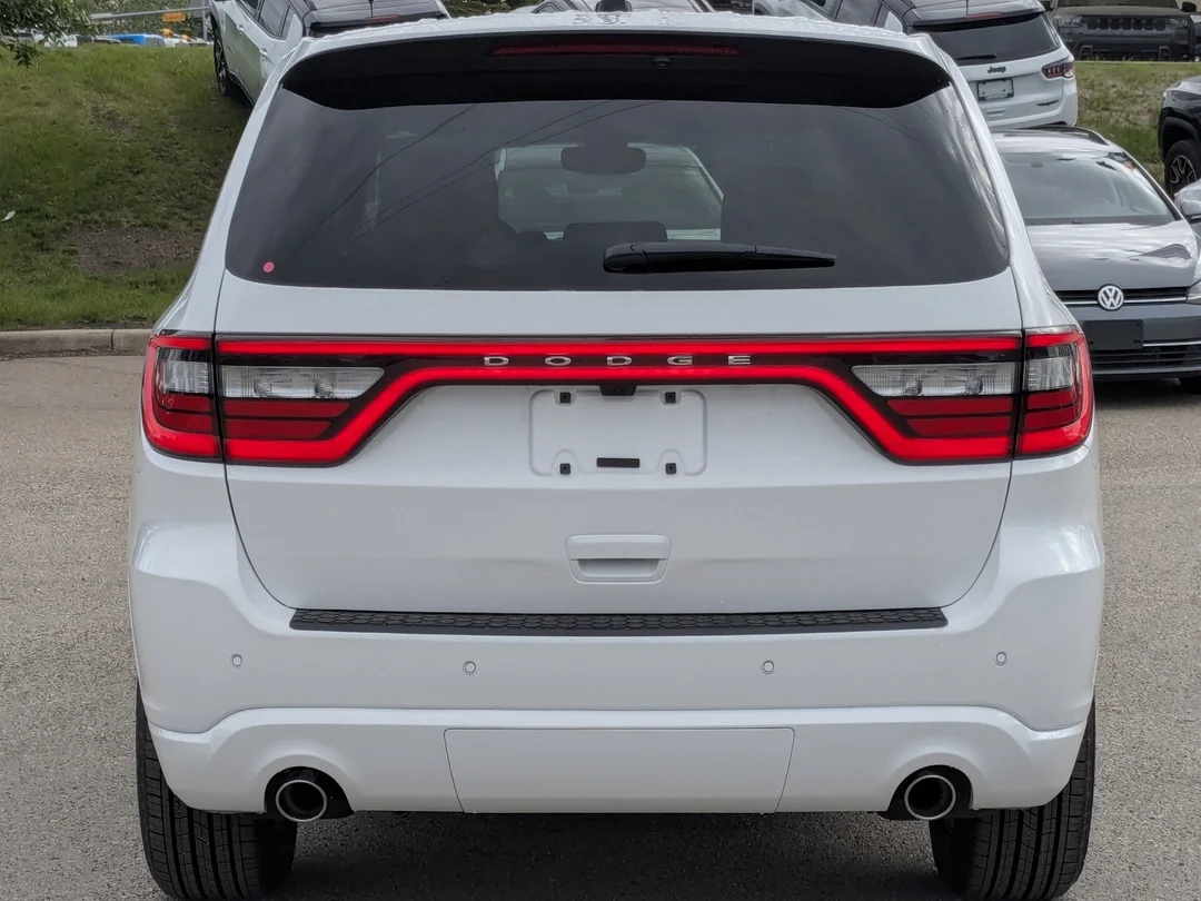 New 2026 White Dodge SXT - - AWD - 3.6L Pentastar V6 - Michelin All- Season Tires - 18 Alum Wheels & More! image 7