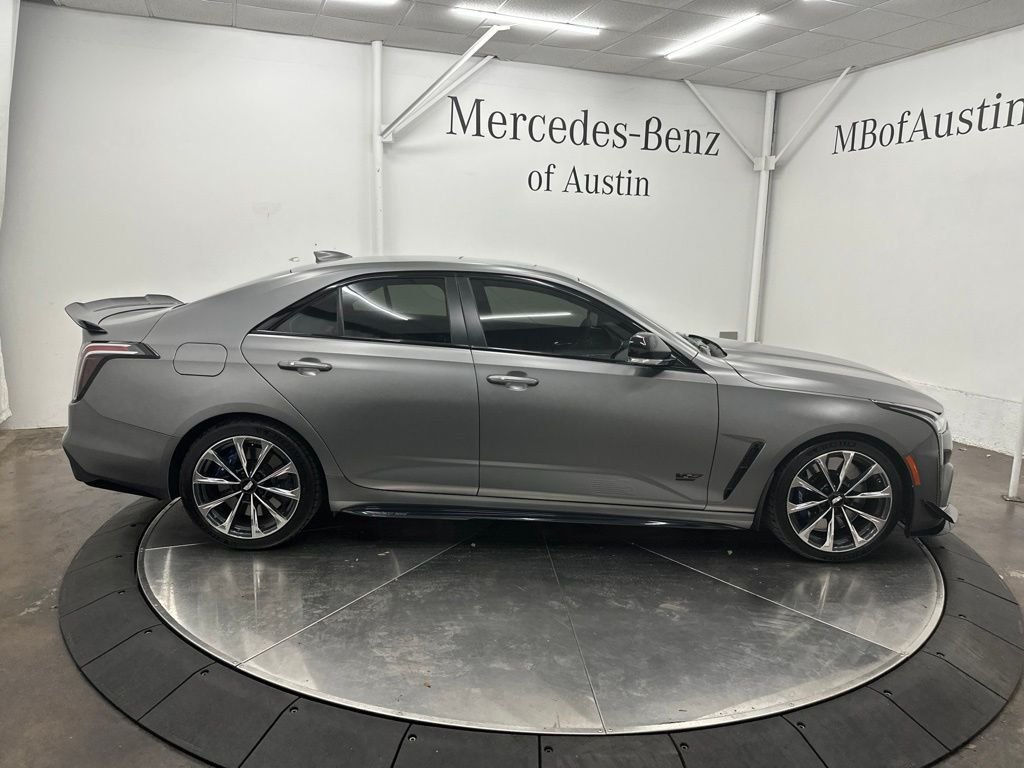 Used 2025 Gray Cadillac V-Series image 9