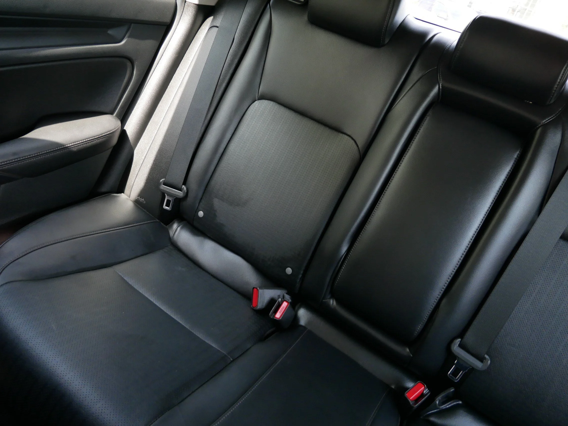 2024 Honda Civic Hatchback EX-L - Photo 13