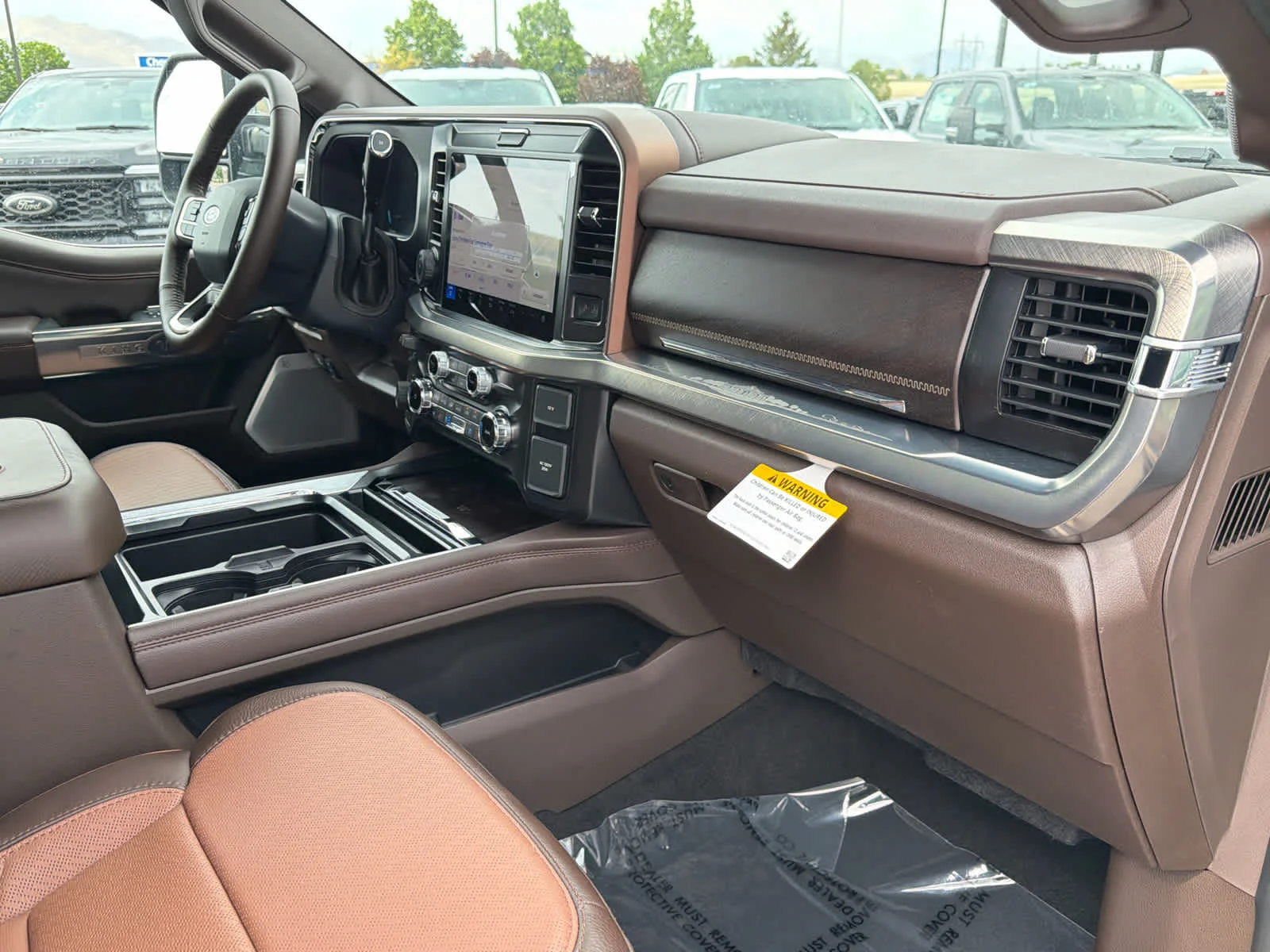 New 2026 Glacier Gray Metallic Tri-Coat Ford F-350® King Ranch® image 22