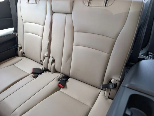 Used 2016 White Diamond Pearl Honda EX-L image 11