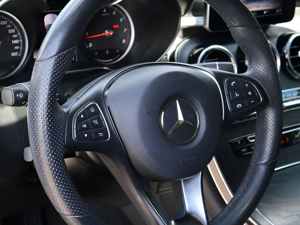 Used 2019 Black Mercedes-Benz GLC 300 image 18