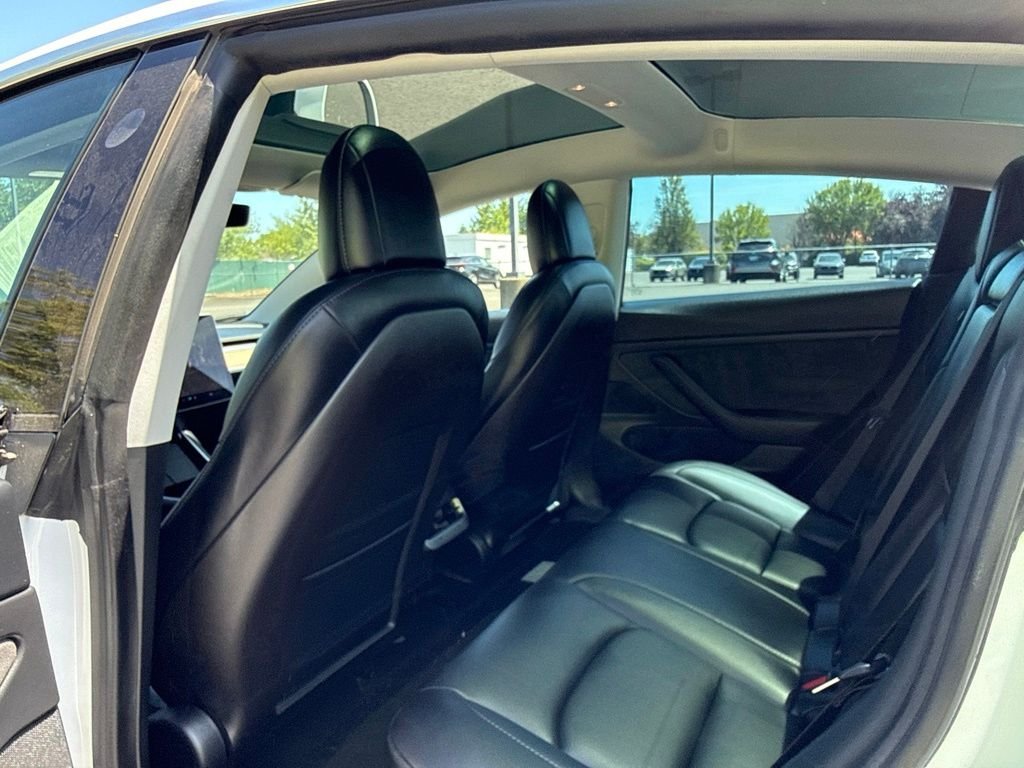 Used 2020 Pearl White Multi-Coat Tesla Standard Range Plus image 15