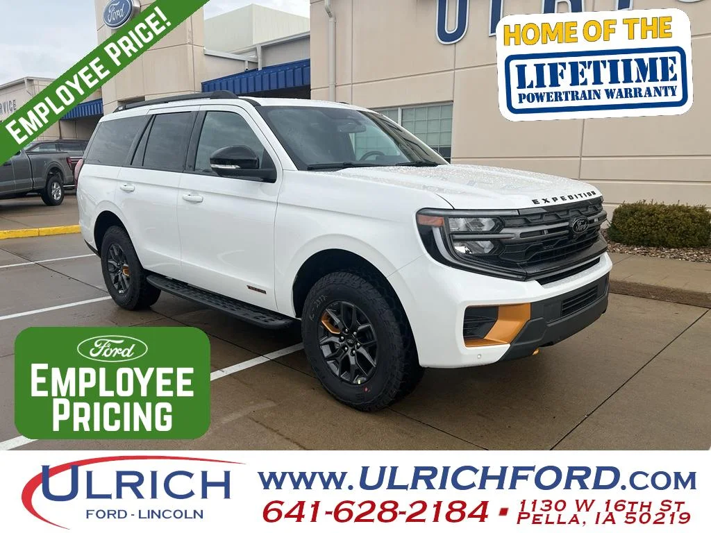 New 2026 Star White Metallic Tri-Coat Ford Tremor® image 1