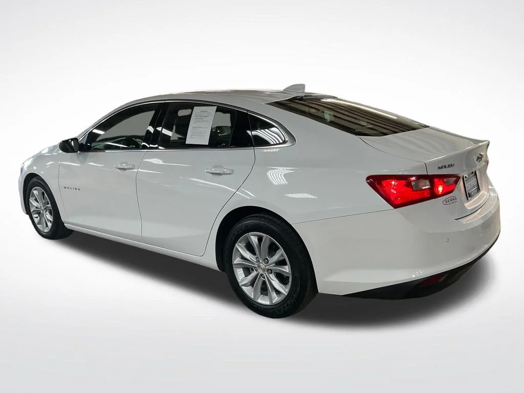 Used 2025 White Chevrolet LT image 3