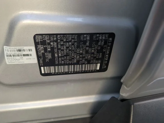 Used 2021 Silver Nissan Platinum image 38