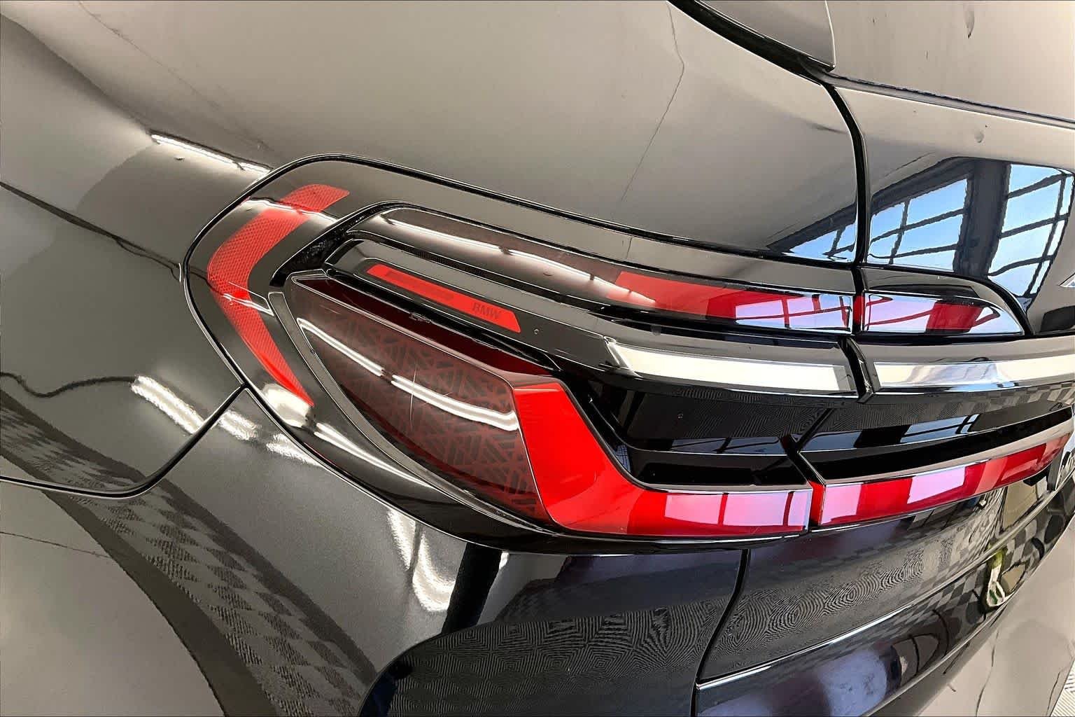 2023 BMW X7 40i - Photo 25