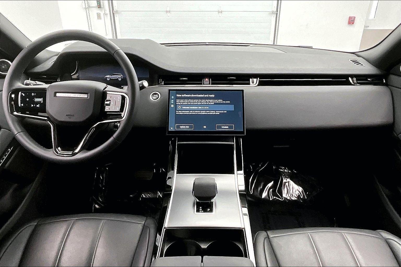 New 2026 Fuji White Land Rover Core S image 3