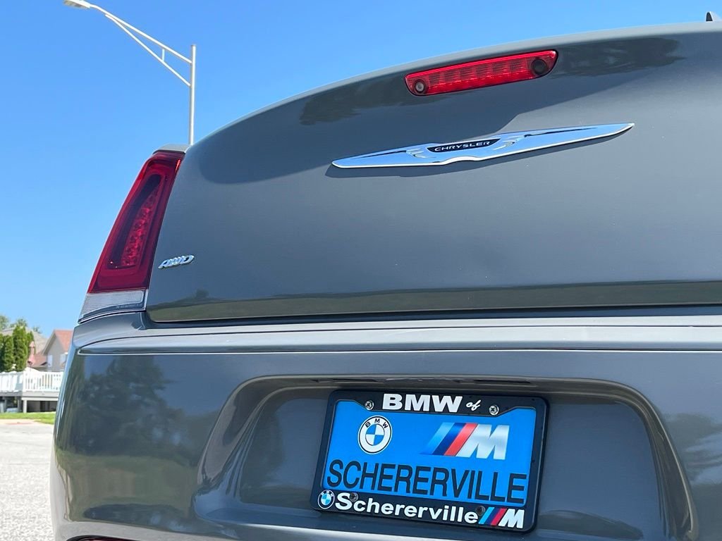 Used 2019 White Chrysler S image 14