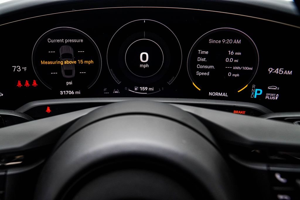 Used 2024 White Porsche Base image 43