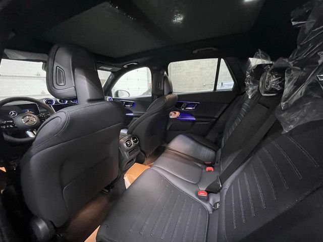 New 2026  Mercedes-Benz GLC 300 image 13
