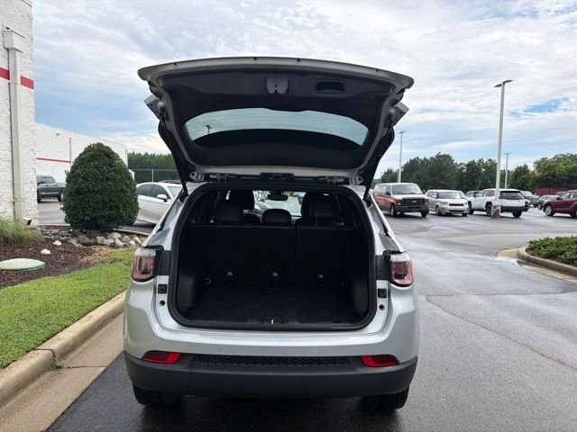 Used 2025 Silver Jeep Limited image 14