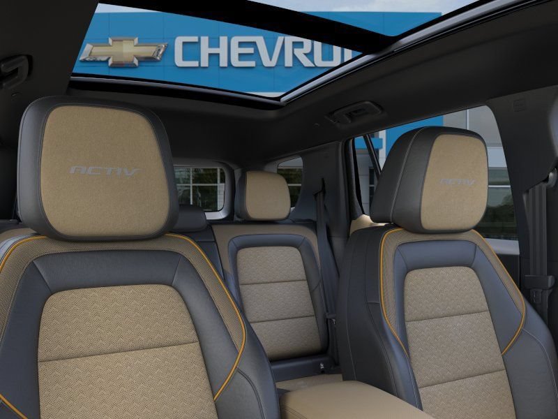 New 2027 Polar White Tricoat Chevrolet ACTIV image 24