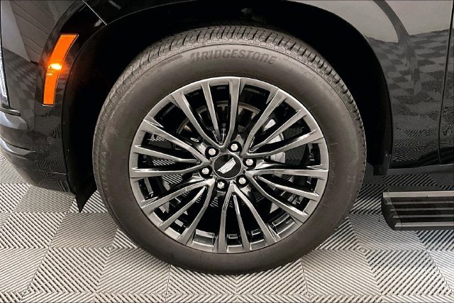 Used 2025 Black Raven Cadillac Sport Platinum image 10