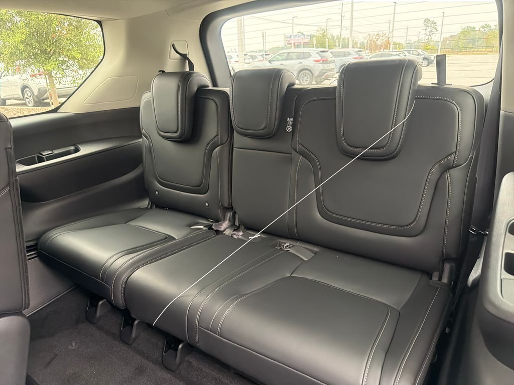 New 2026 Nissan Armada SV 4D Sport Utility