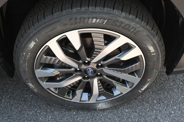New 2026 ICE SILVER METALLIC Subaru Touring Hybrid image 32