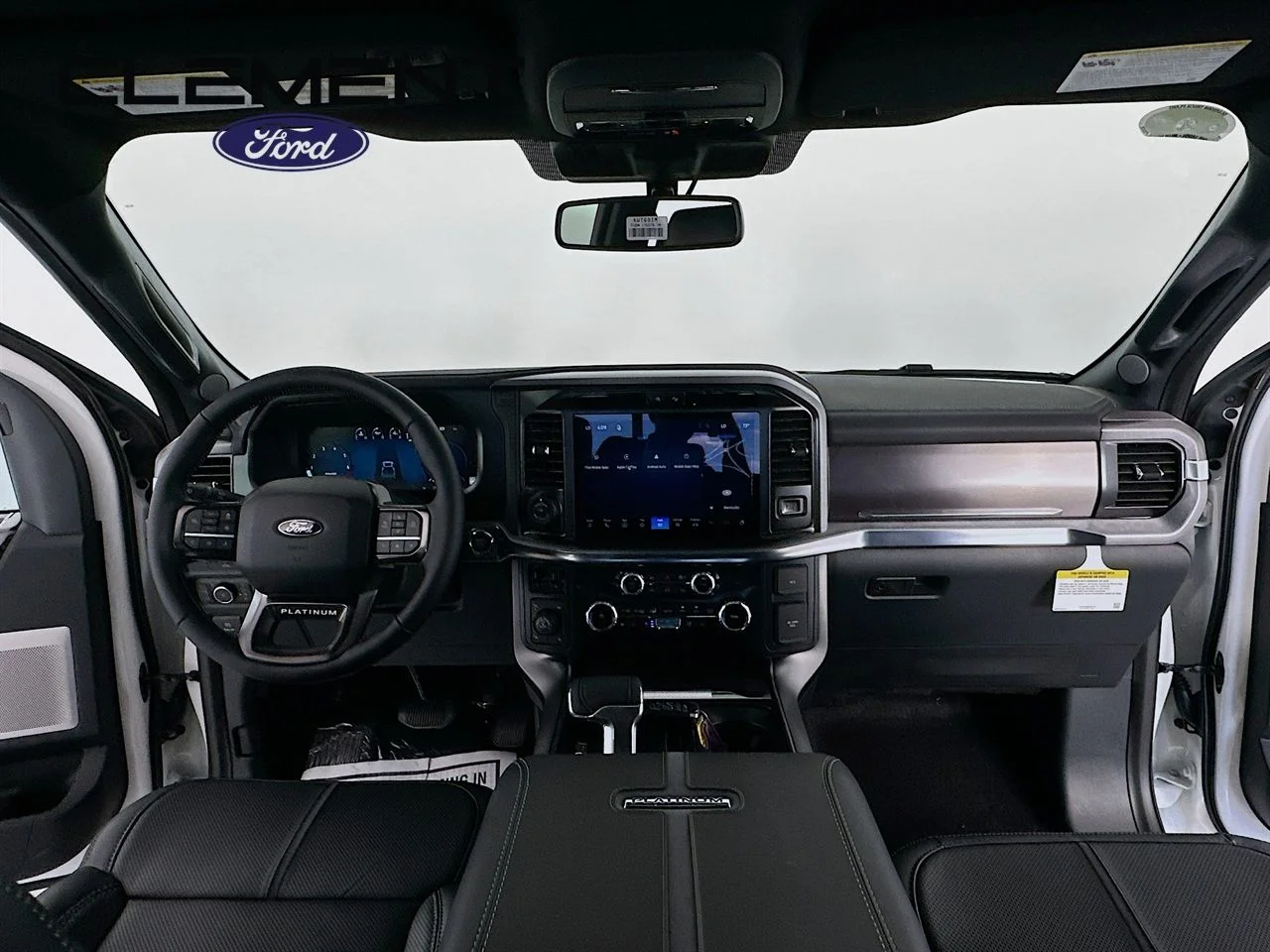 New 2026 Star White Metallic Tri-Coat Ford Platinum® image 12