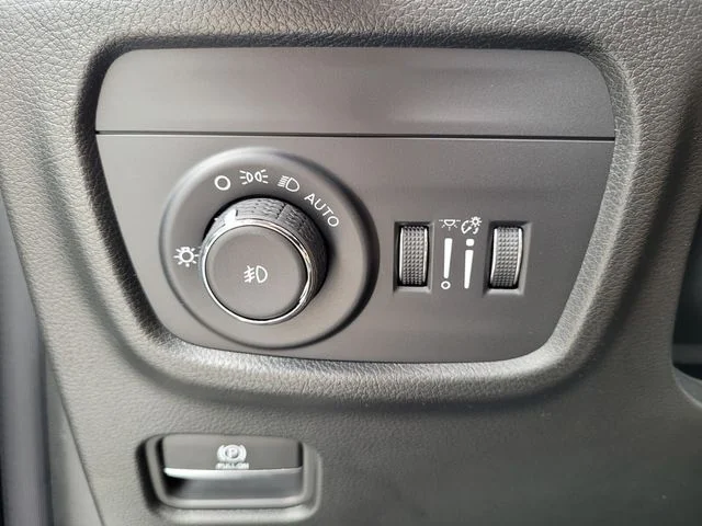 2025 Jeep Grand Cherokee Limited - Photo 22
