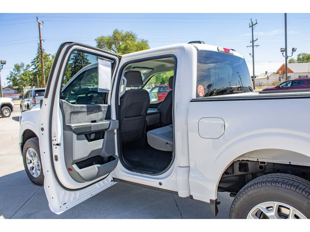 2023 Ford F-150 XLT - Photo 13