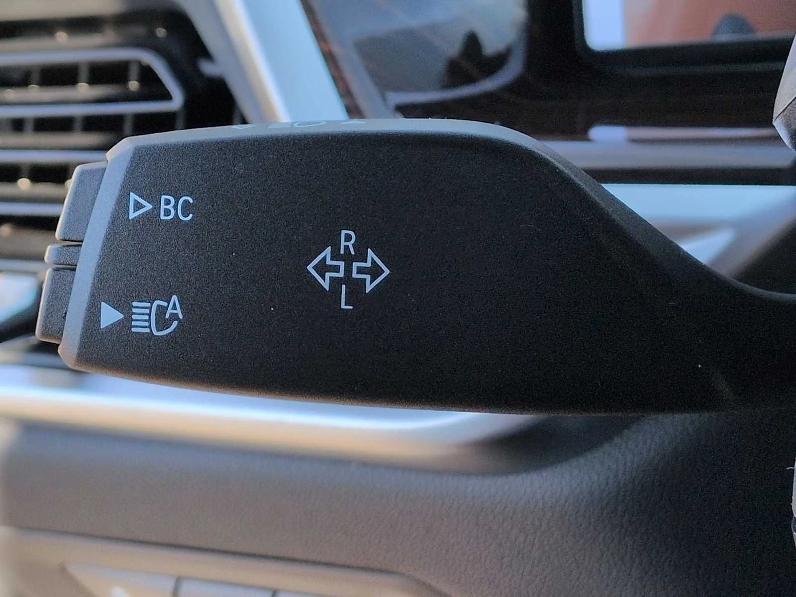 2026 BMW X5 40i - Photo 28