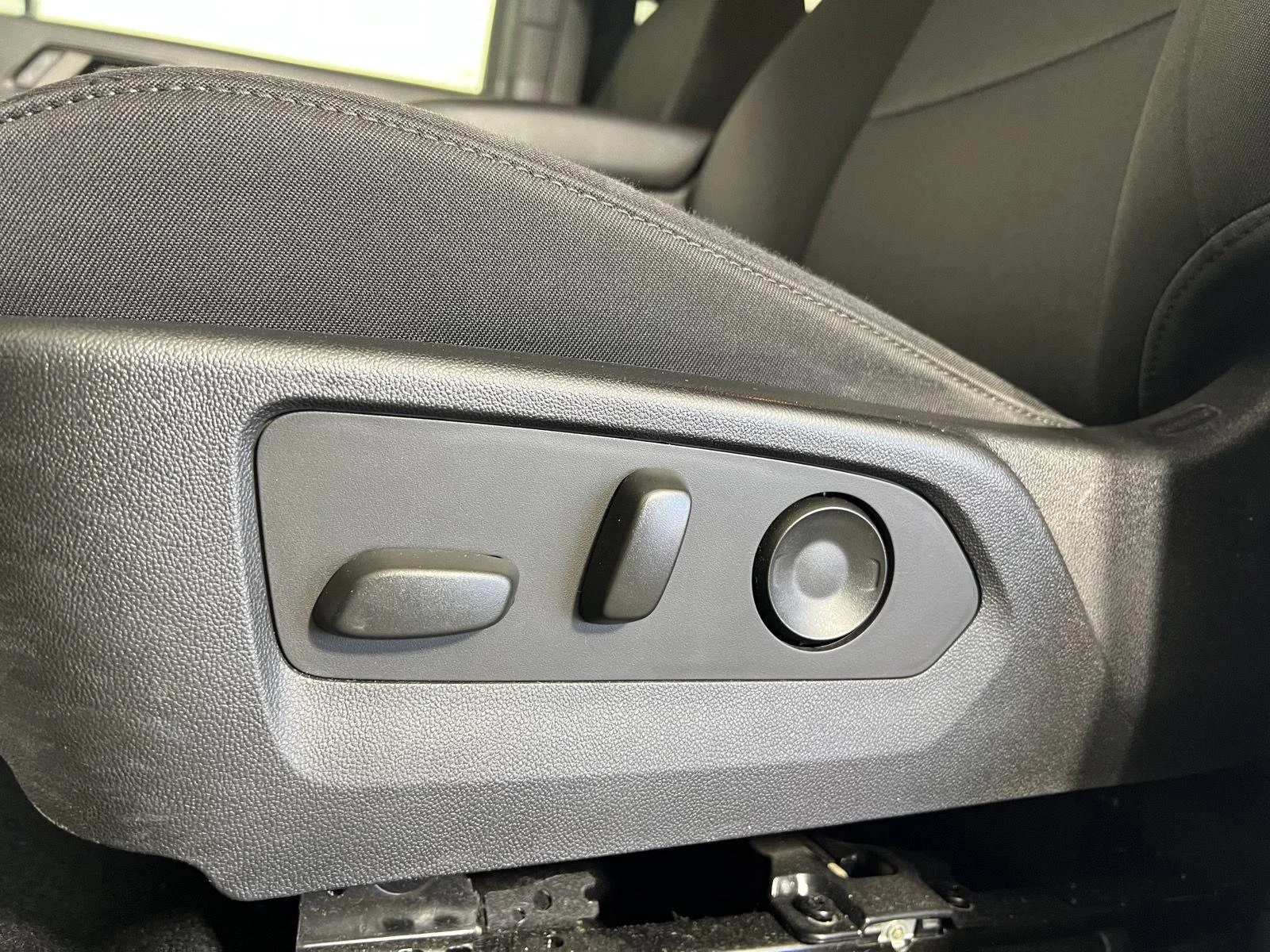 Used 2023 Summit White Chevrolet Trail Boss image 6