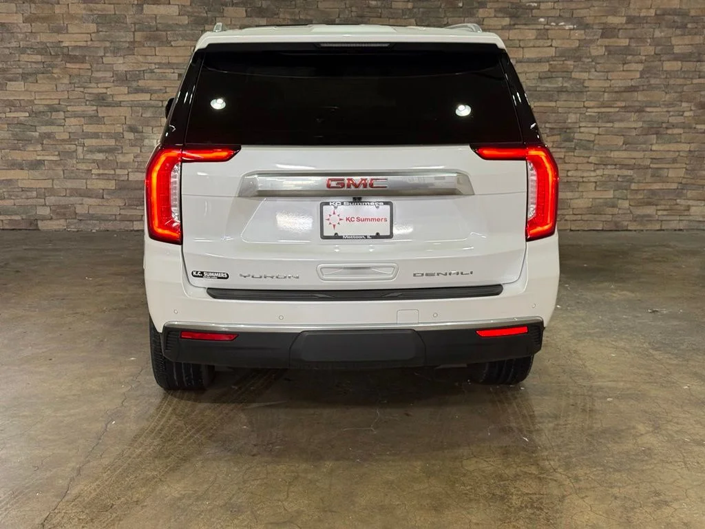 Used 2024 White Frost GMC Denali image 7